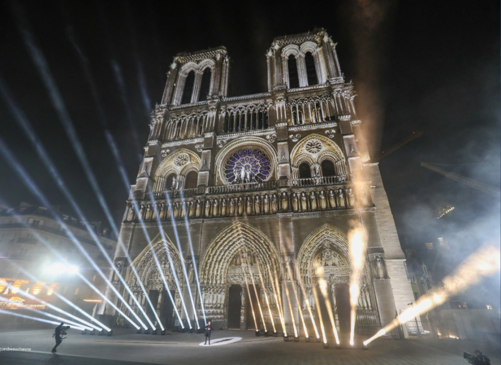 A feltámasztott Notre-Dame