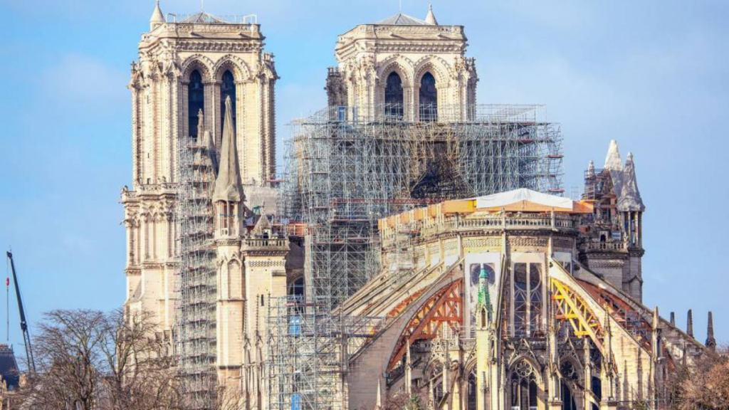 A feltámasztott Notre-Dame